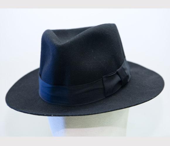 milla nautica reforma colonia Un sombrero Fedora de Michael Jackson se vendió por 17.500 euros - Luxury  News - Noticias de Lujo