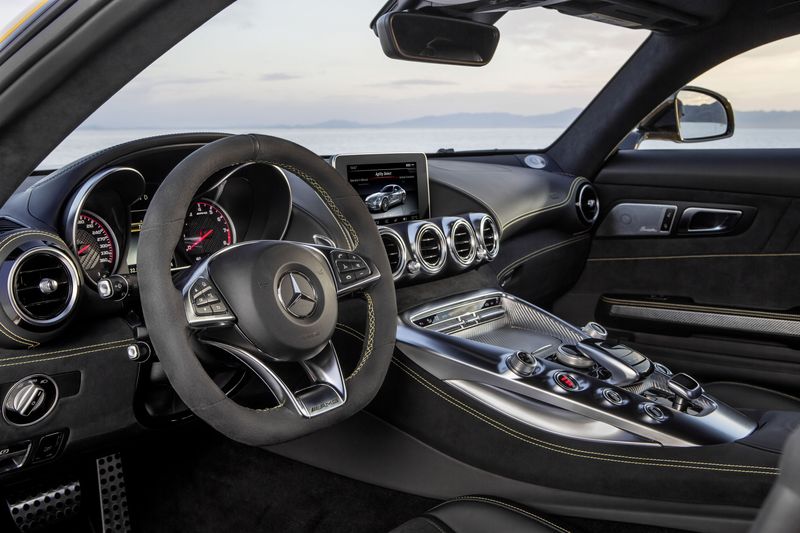 Fotografia Mercedes AMG GT - interior