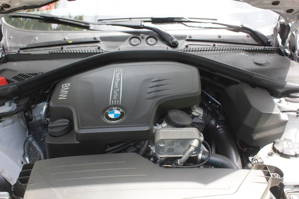BMW Serie 2 Cabrio 220i - Motor